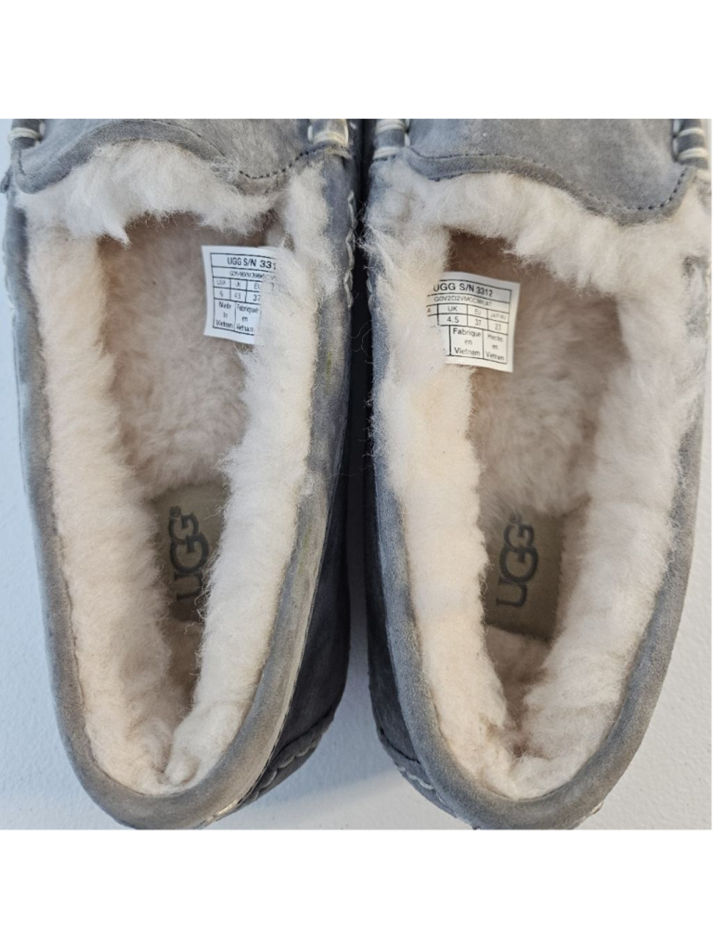 UGG Ansley Moccasin Gray Suede Slippers with White Stitching Size 6 - Picture 7 of 9